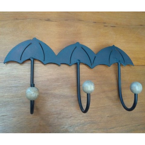 Cabides três ganchos em formato de guarda chuva artesanal de ferro e madeira oferta só hoje
