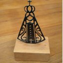 Ver imagem 3 de Enfeite religioso pedestal de Nossa Senhora para salas quartos escritórios lojas artesanato rústico