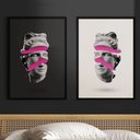 Ver imagem 1 de Kit 2 Quadros Decorativos Pop - Esculturas 45x34cm - com Vidro:moldura Branca