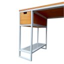 Ver imagem 6 de Conjunto para Escritório Industrial Escrivaninha e Estante Lateral Ferro Branco e Madeira Cor Canela
