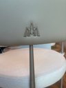 Ver imagem 6 de Kit 2 Cadeiras Athenas Tecido Off White/ Costas Courino Areia 711 - 721