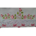 Ver imagem 3 de Toalha Bordada de Rosto Rosas com Barrinha de Borboletas. Cor Lilás. Dohler Artesanalle