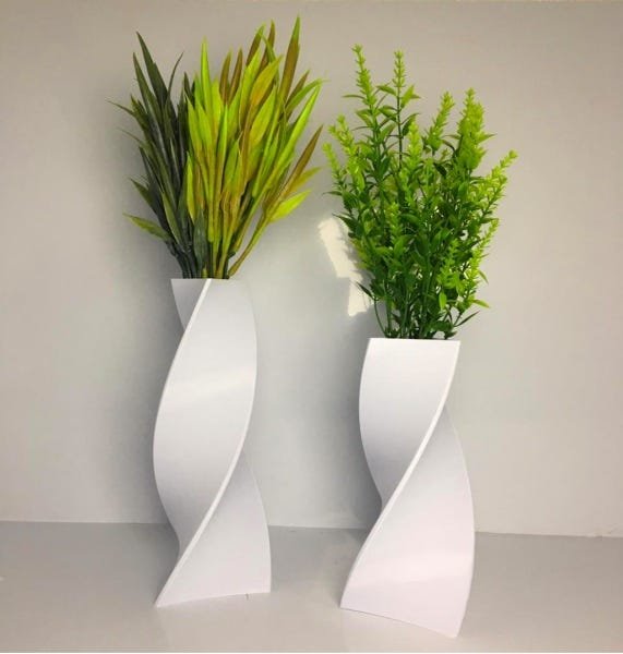 Kit 2 Vasos Decorativos Twisted 3D Para Flores