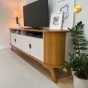 Ver imagem 7 de Rack Bancada Vivaldi 2.0m P/ Tv até 80 Pol 4 Portas Design Canelado Curvo Cinamomo/off White