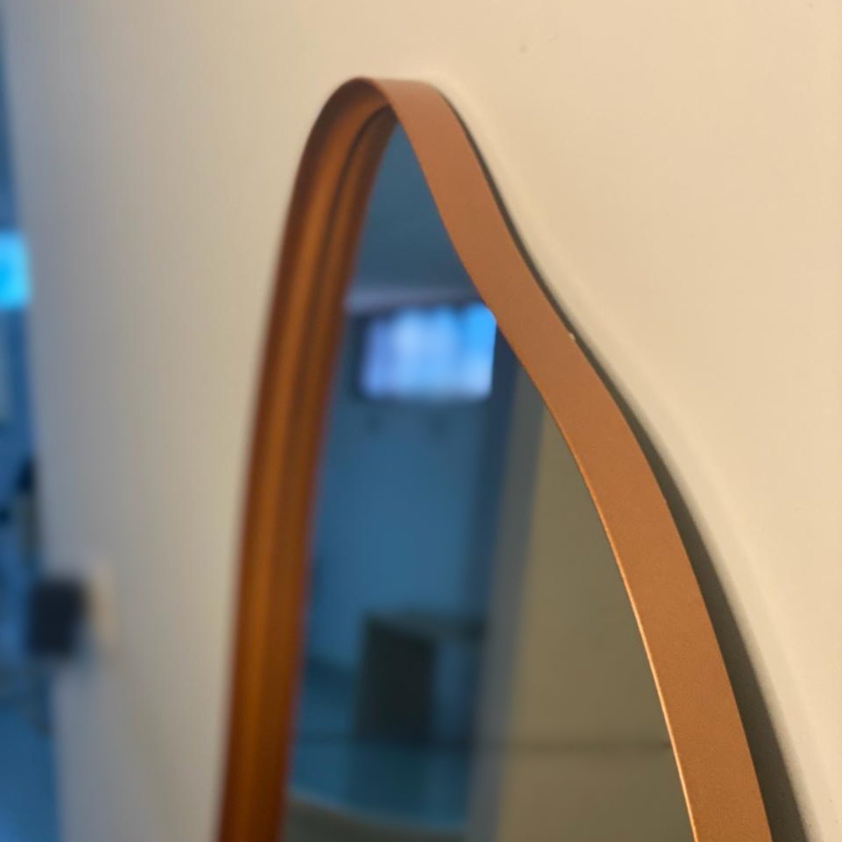 Espelho Grande Corpo Inteiro com Moldura Metal Orgânico Decorativo 170x70cm Luxo Bronze - 3