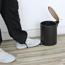 Lixeira com Pedal Preta Aço Inox 5 Litros com Tampa de Bambu Estilo Moderno para Qualquer Ambiente - 8