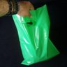 Sacolas Plastica 20x30 Alça Boca de Palhaço 100 Un. Ouro - 6
