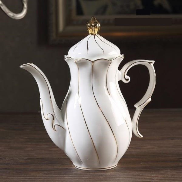 Conjunto De Chá e Café Estilo Britânico Porcelana Chinesa Bule Xícara  Colher Com Bandeja 10 Peças