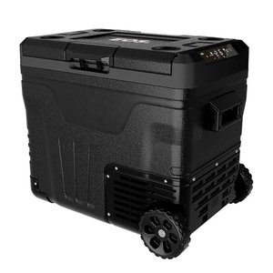 Freezer e Geladeira Duplex Portátil Eos 50 Litros Dupla Ação Quadrivolt Preto Efc55 110v/220v/12v