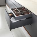 Ver imagem 4 de Corrediça Invisível Oculta 350mm Dt130 Extração Total e Amortecedor 30kg Hafele Par