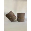 Ver imagem 2 de Kit 2 Pufes com Detalhe Dourado - Decoração - Marrom - Veludo