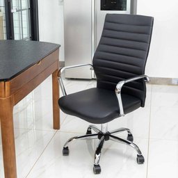 Cadeira Giratória Presidente Clark Stillo Home - Preta - 7