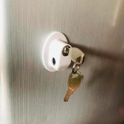 Tranca Com Chave Para Porta Janela Gaveta Geladeira Criança - 3