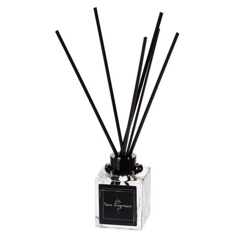 Difusor Varetas Vidro 100ml Enfeites Pretos - Fragrância: Buquê Amadeirado - Loja Famosa
