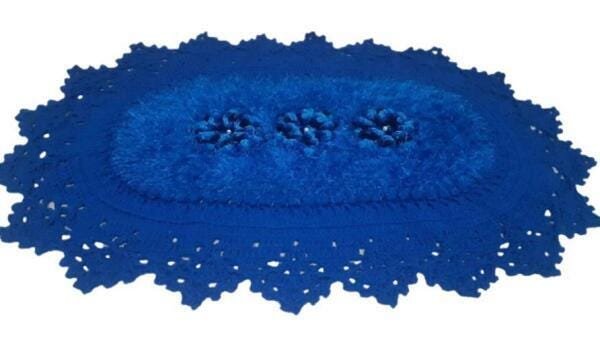 Tapete de Crochê Oval Azul Artesanal - 1