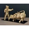 Miniatura Touro e Urso de Wall Street Bolsa de Valores Nova York - Base Única - Cor OURO - 3