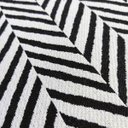 Ver imagem 2 de Capa de almofada VivaIN geométrico jacquard chevron preto e cru