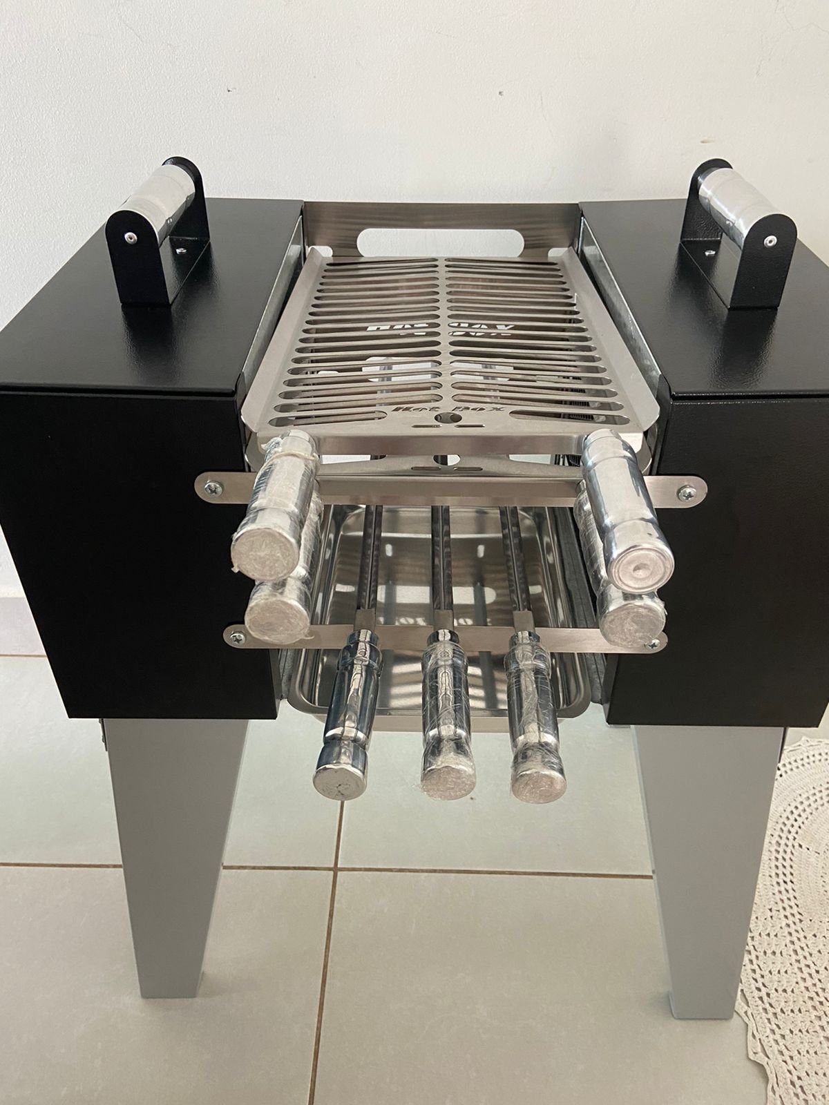 Churrasqueira Para Apartamento Sem Fumaça Ecológica Hotbox | MadeiraMadeira