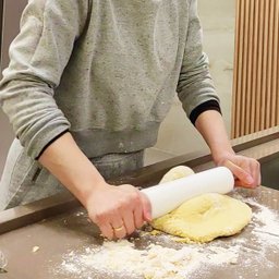 Rolo de Abrir Massa 39cm Maciço Plástico Para Cozinha Macarrão Pizza Profissional - 8