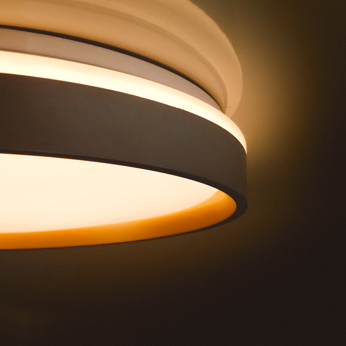 Lustre de Led Paflon Redondo Branco com Dourado 3000k - 7