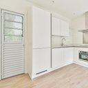 Ver imagem 3 de Porta Basculante Aluminio Branco 2.10 X 0.70 Lado Direito - Hale
