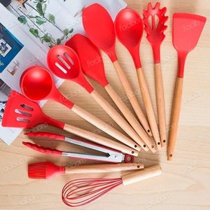 Super Kit Talheres Silicone com Cabo de Madeira Kit Cozinha 12 Peças - Vermelho