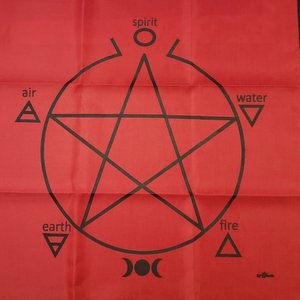 Toalha Pentagrama Para Altar, Taro E Jogos 70x70 Cm Vermelha