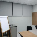 Ver imagem 2 de Cortina Persiana Rolô Rolon Blackout Cinza 0,90m X 1,90m S/ Bandô