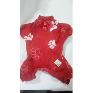 Macacaõ pet em soft vermelho, estampa patinhas , tam P