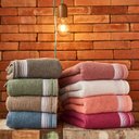 Ver imagem 4 de Kit Com 04 Toalhas De Banho Gigante / Banhão - Quasar - Terracota/Verde/Branco/Fucsia - 75x150cm - L