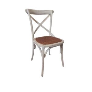 Cadeira Katrina Cross Paris. Encosto em X. Assento em Rattan Natural. Cor Branco Provençal