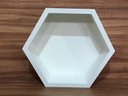Ver mais imagens de Nicho Colmeia Hexagonal Com Fundo 25x30x15cm 3 Unidades