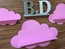 Ver imagem 4 de Trio De Nuvem Com Prateleira Rosa Para Quarto Do Bebê