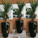 Ver mais imagens de Vaso de Fibra de Vidro Atenas g 90cm Vitrificado Grande Preto Brilhante