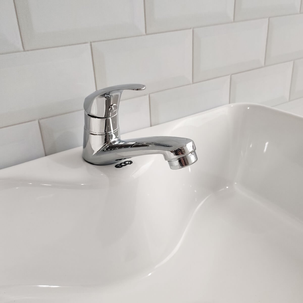 Torneira de Mesa para Banheiro Água Fria com Alavanca Cromado Eco - 6