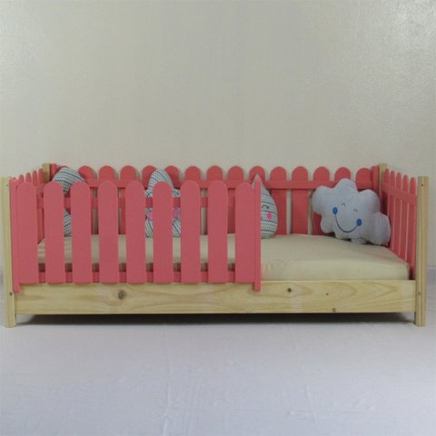 Cama Infantil Solteirão Base Colorida Madeira Maciça Pinus Grade Cercadinho