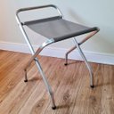 Ver imagem 2 de Suporte Organizador De Mala Alumínio Com Encosto Cinza Zaka