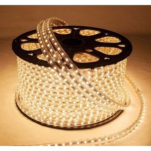 Mangueira Fita Led Branco Quente 100 Metros Achatada Efeito Natal 220v Ip66 Externa + 4 Conectores