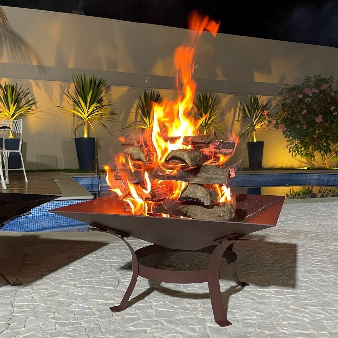 Lareira De Ferro Portátil Marrom a Lenha Para Uso Externo - 2