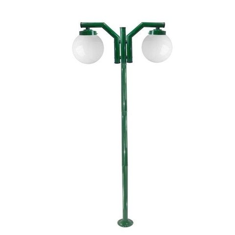 Poste de Jardim P23/2 com Globo de Vidro Leitoso 15x30 2,16m em Aço Fosfatizado Verde