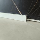 Ver imagem 4 de Rodape Poliestireno Slim Liso 03cm Branco 2m