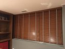 Ver imagem 1 de PERSIANA MADEIRA NATURAL VERNIZ PIANO BRANCO- 1,50L X 1,50A