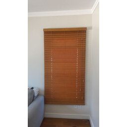 PERSIANA MADEIRA NATURAL VERNIZ PIANO BRANCO- 1,50L X 1,50A - 3