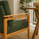 Ver imagem 2 de Kit 2 Poltronas Yasmin para Sala de Estar ou Varanda Gourmet Decorativa Estofada em Veludo:verde