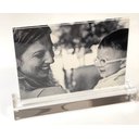Ver imagem 2 de Porta Retrato 15x21 Acrílico Base Maciça Top Clean Cor:cristal