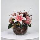 Ver imagem 1 de Arranjo de Flores Rosas com Lírios Artificiais no Vaso