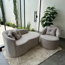 Ver imagem 5 de Kit de 01 Sofá Orgânico Curvo Feijão + 01 Poltrona Confortável Sala Estúdio Amore Bouclê Bege - Mont