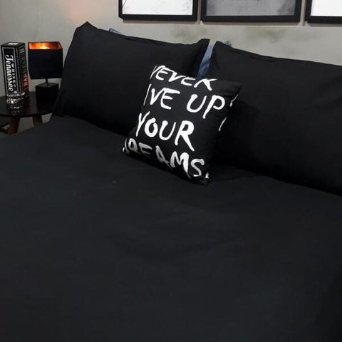 Lençol com Elástico Casal King 4 Peças Preto com Almofada Decor