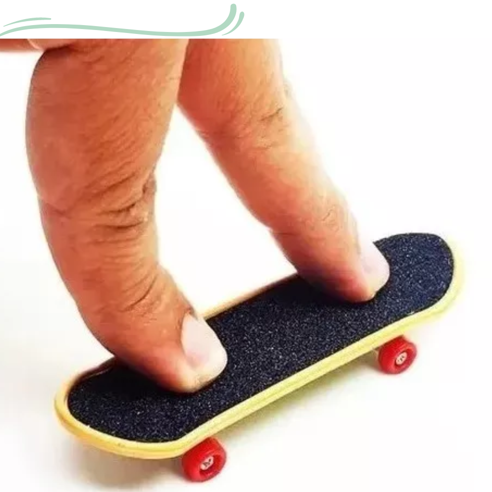 Skate de Dedo Fingerboard Radical Profissional Com Acessórios Mini