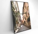 Ver imagem 4 de Quadro Rua Estreita - 60x90 - Tecido Canvas
